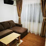 Lejlighed Inchiriez Garsoniera In Regim Hotelier Berceni-sun Plaza *