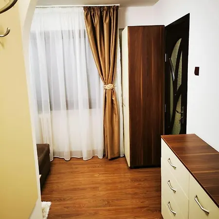 Inchiriez Garsoniera In Regim Hotelier Berceni-sun Plaza *