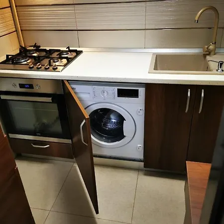 Appartamento Inchiriez Garsoniera In Regim Hotelier Berceni-sun Plaza Bucarest