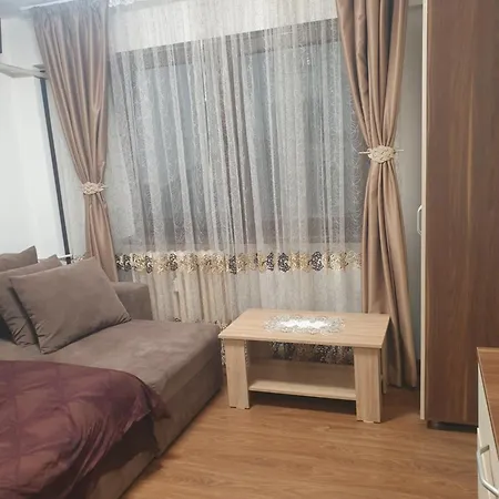 Inchiriez Garsoniera In Regim Hotelier Berceni-sun Plaza Bukarest