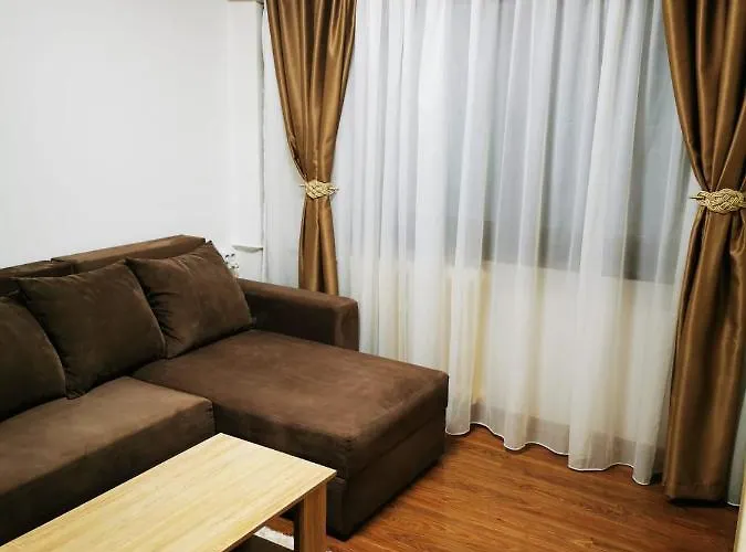 Apartament închiriez Garsoniera In Regim Hotelier Berceni-sun Plaza *