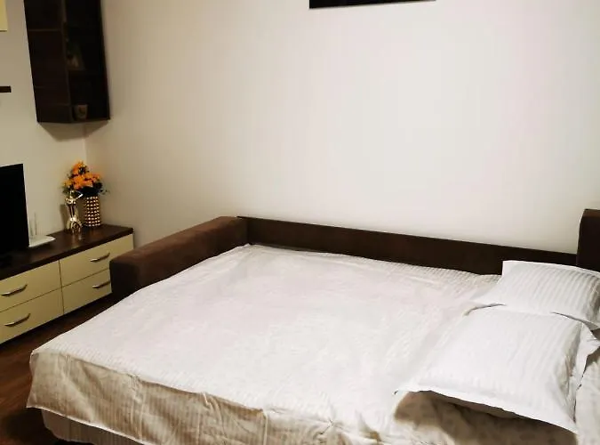 Inchiriez Garsoniera In Regim Hotelier Berceni-sun Plaza